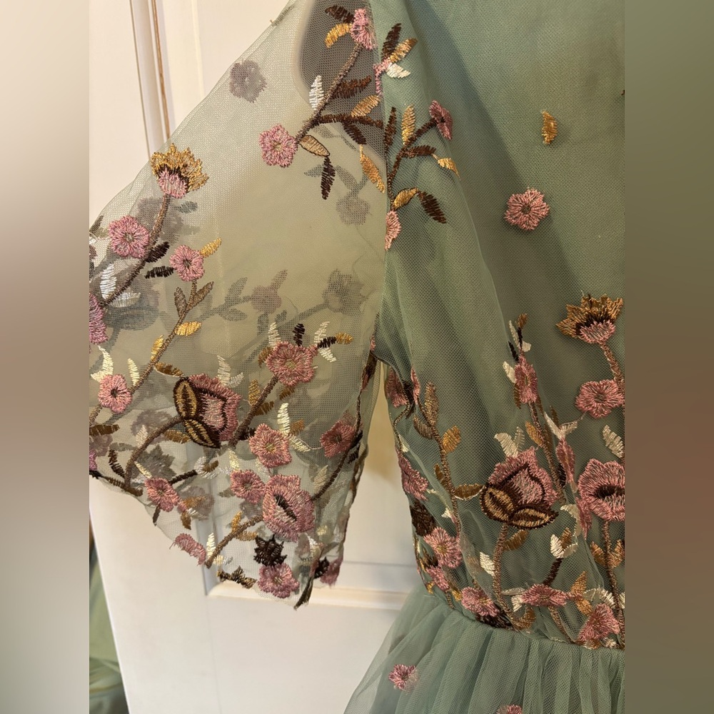 Baltic Born Sage Green Floral Midi Dress - Picture 7 of 12